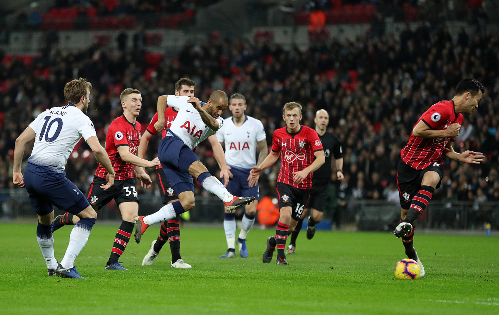 他个人的竞 他个人的竞